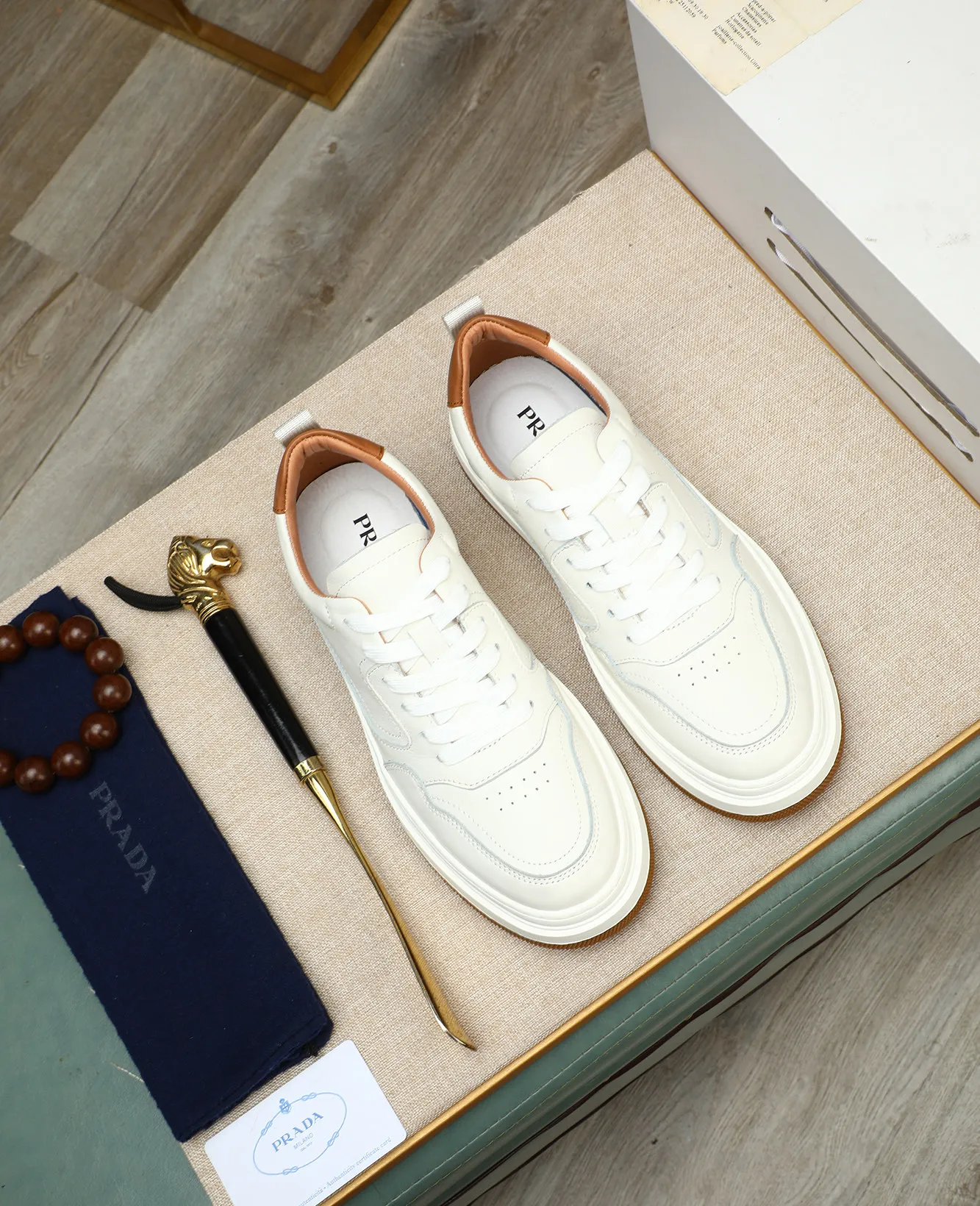 Men's men's shoes 💰460 high-end version. PRADA (Prada) men's casual style, compare the quality at the counter 🧚🏿♂️Imported cowhide fabric 🐎Water-dyed comfortable and soft cowhide lining for feet 🐂Genuine leather outsole with label 🎉 Size 38-44. Can be customized for 45💥🏆